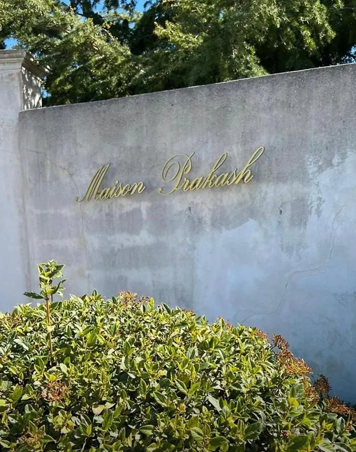 Maison Prakash Mougins 0*,